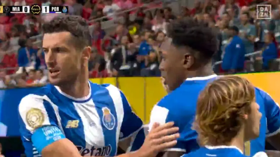 Samu marcou assim o primeiro golo do FC Porto no Mundial de Clubes