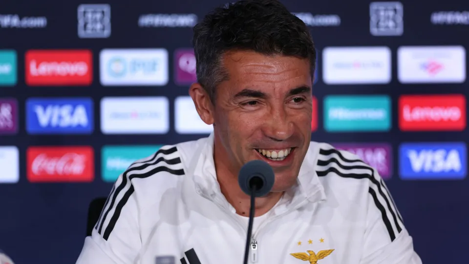 ORLANDO, FLORIDA - JUNE 19:  Bruno Lage, Head Coach of SL Benfica faces the media during a press conference ahead of their FIFA Club World Cup 2025 group C match between SL Benfica and Auckland City FC at Inter&Co Stadium on June 19, 2025 in Orlando, Flor