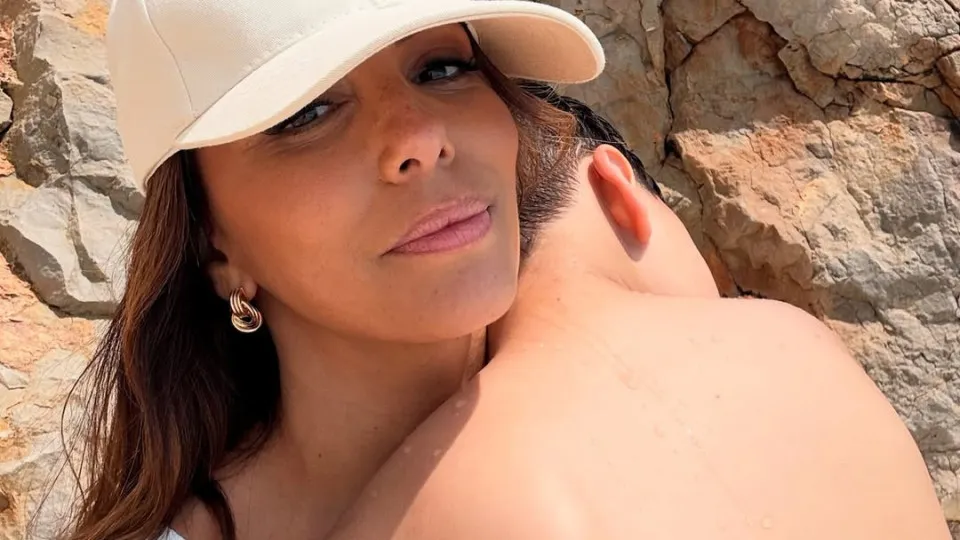 Eva Longoria com o filho Santi