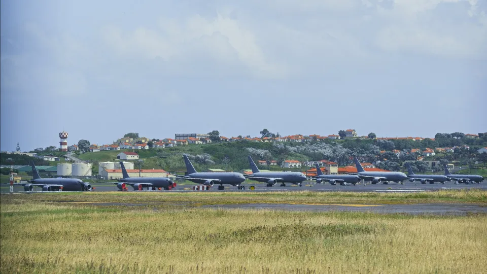 Base das Lajes recebe 12 aviões reabastecedores norte-americanos 