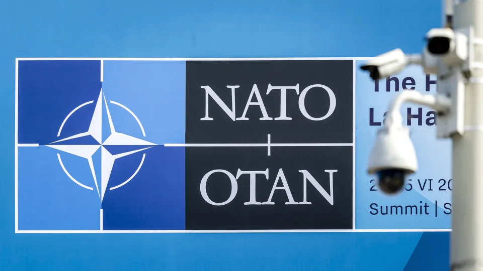 Aliados da NATO reúnem-se em Haia