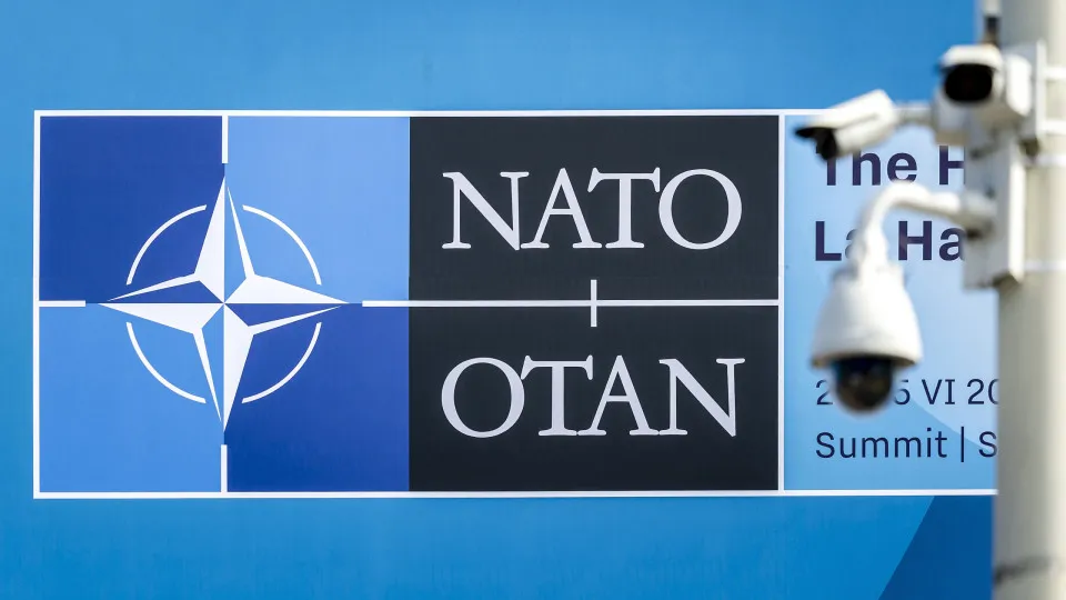 Aliados da NATO reúnem-se em Haia