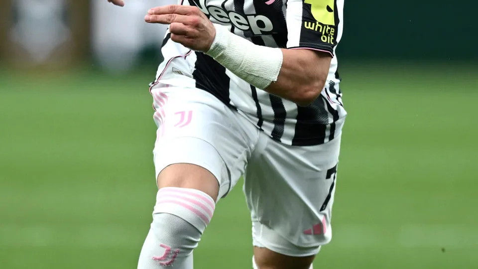 PHILADELPHIA, PENNSYLVANIA - JUNE 22:  Francisco Conceicao of Juventus FC in action during the FIFA Club World Cup 2025 group G match between Juventus FC and Wydad AC at Lincoln Financial Field on June 22, 2025 in Philadelphia, Pennsylvania. (Photo by Ima