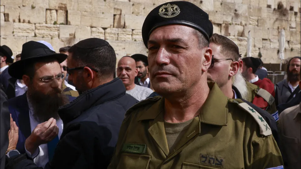 Eyal Zamir