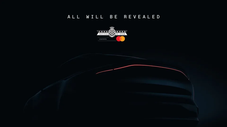 Novo anúncio da MG em Goodwood