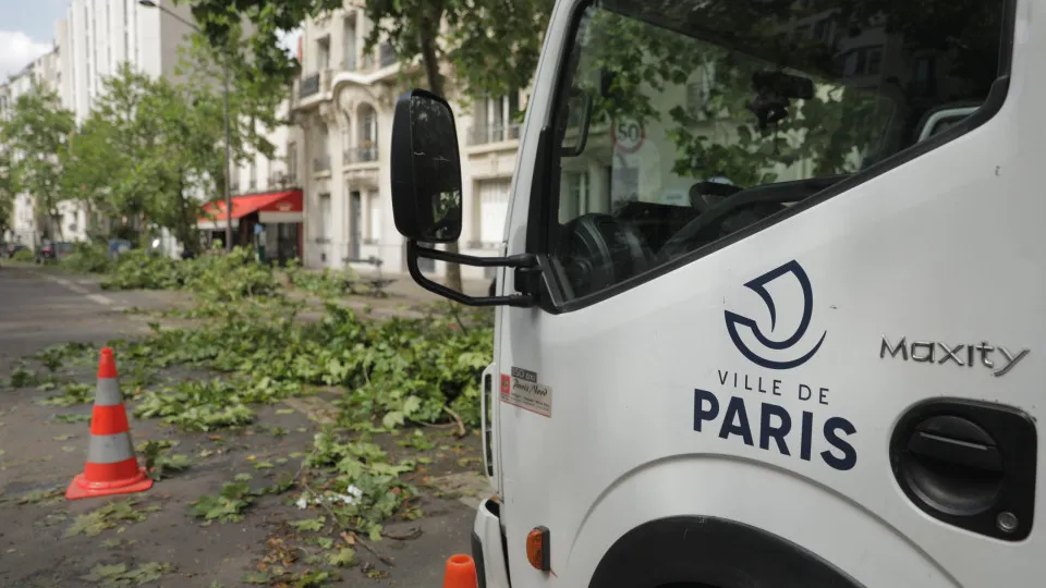 paris