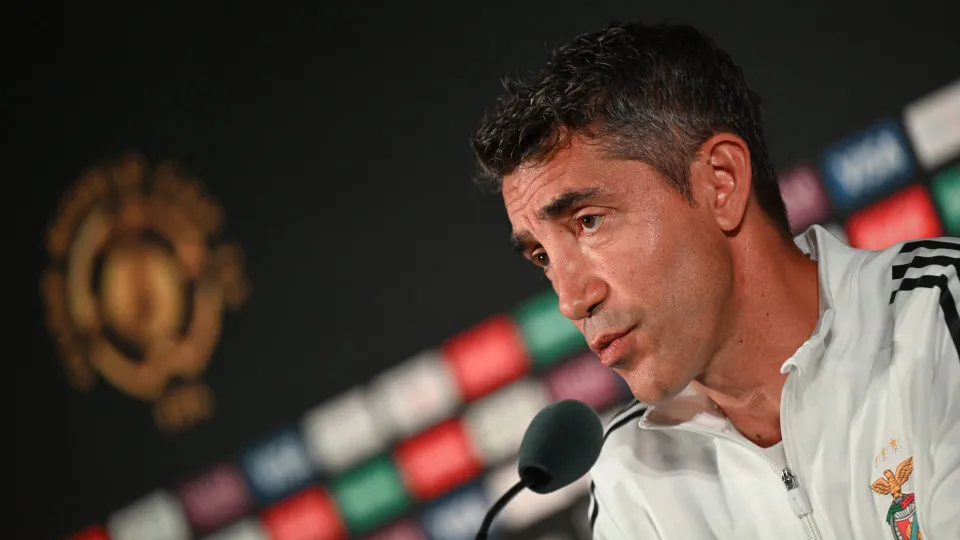 Benfica's Portuguese head coach Bruno Lage speaks during a press conference at Bank of America Stadium in Charlotte, North Carolina, on June 27, 2025, ahead of the FIFA Club World Cup 2025 last 16 football match between Portugal's Benfica and England's Ch
