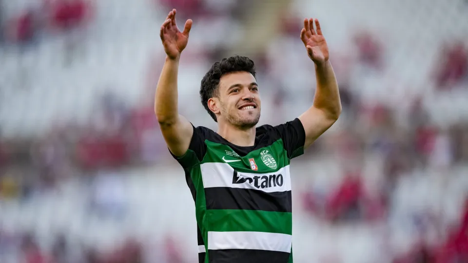 LISBON, PORTUGAL - MAY 25: Pedro Gonçalves of Sporting his team's victory following the Portuguese Cup final match between SL Benfica and Sporting CP at Estadio Nacional do Jamor on May 25, 2025 in Lisbon, Portugal. (Photo by Pedro Loureiro/Eurasia Sport 