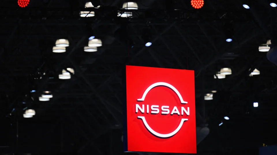 Logótipo da Nissan.