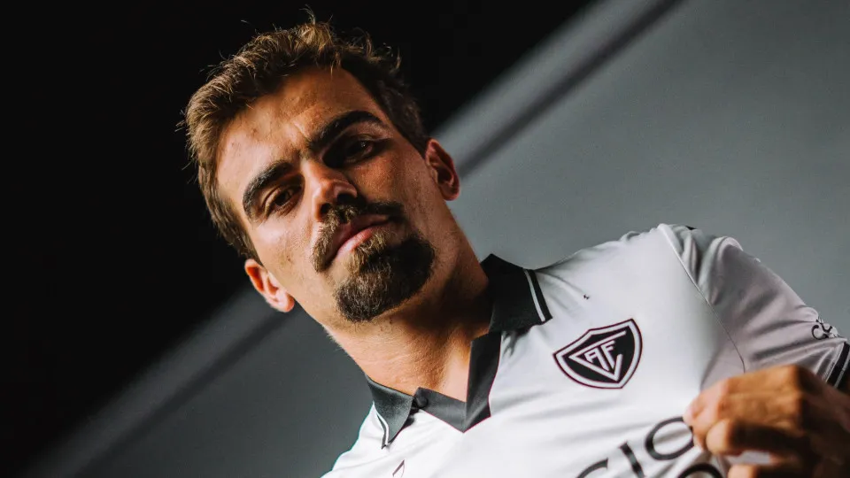 Tomás Domingos Académico de Viseu