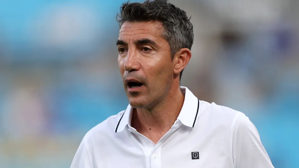 CHARLOTTE, NORTH CAROLINA - JUNE 28: Bruno Lage, Head Coach of SL Benfica, during the FIFA Club World Cup 2025 round of 16 match between SL Benfica and Chelsea FC at Bank of America Stadium on June 28, 2025 in Charlotte, North Carolina. (Photo by Justin S