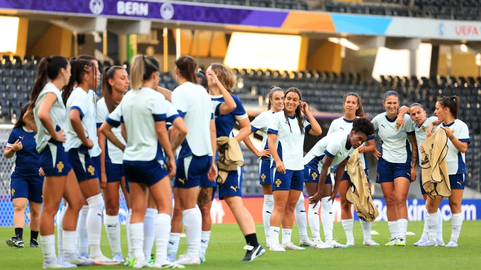 BERN, SWITZERLAND - JULY 02: The players of Portugal interact during the Portugal Training Session ahead of the UEFA Women's EURO 2025 Group B match between Portugal and Spain at Stadion Wankdorf on July 02, 2025 in Bern, Switzerland. (Photo by Fran Santi