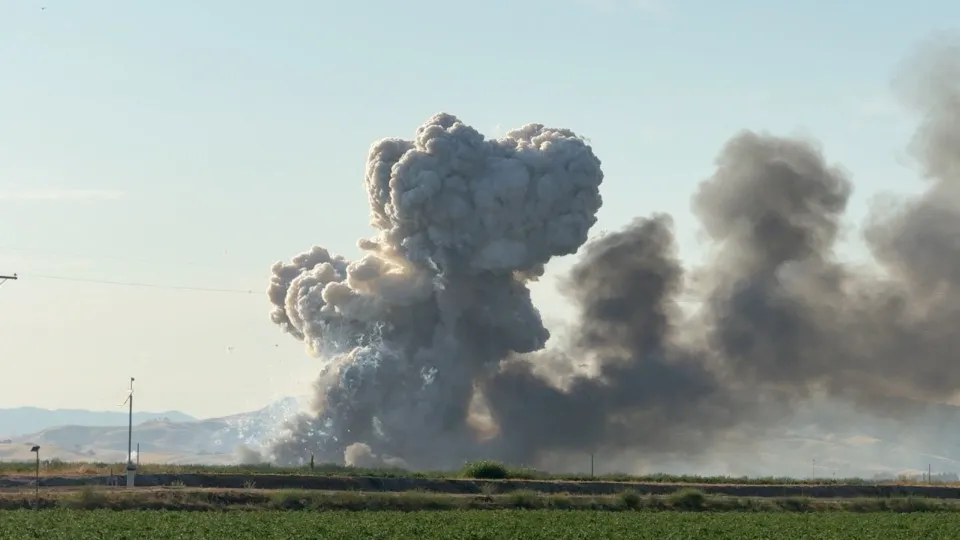 Sete pessoas desaparecidas após incêndio em fábrica de fogo de artifício