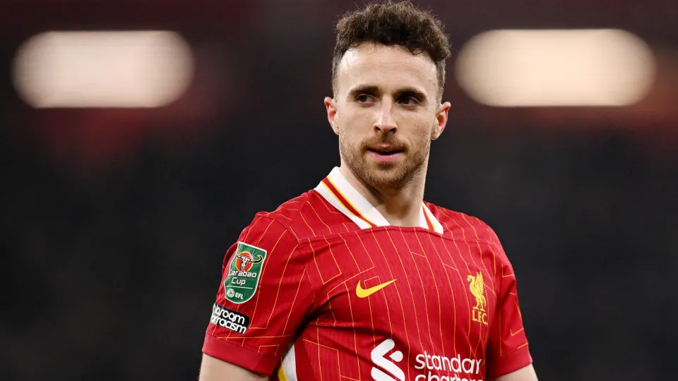 LIVERPOOL, ENGLAND - FEBRUARY 06: (THE SUN OUT, THE SUN ON SUNDAY OUT) Diogo Jota of Liverpool looks on during the Carabao Cup Semi Final Second Leg match between Liverpool and Tottenham Hotspur at Anfield on February 06, 2025 in Liverpool, England. (Phot
