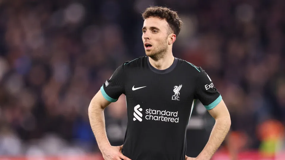 LONDON, ENGLAND - DECEMBER 29: Diogo Jota of Liverpool during the Premier League match between West Ham United FC and Liverpool FC at London Stadium on December 29, 2024 in London, England. (Photo by Jacques Feeney/Offside/Offside via Getty Images)