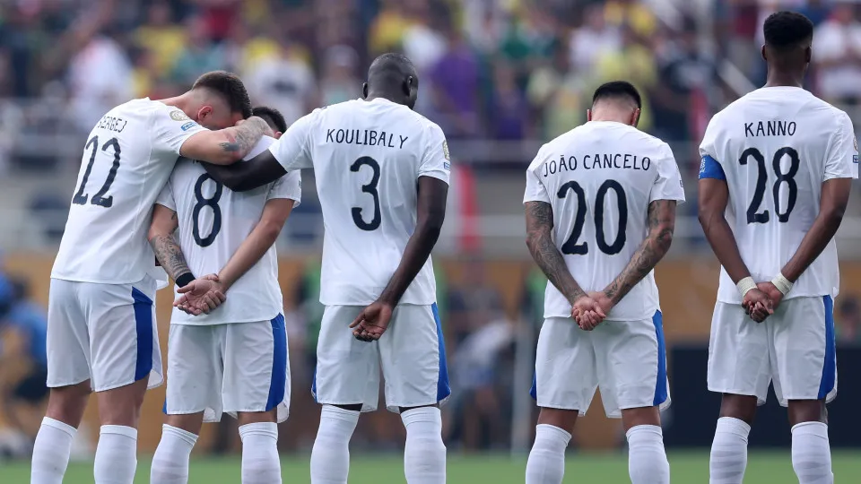 ORLANDO, FLORIDA - JULY 04: Sergej Milinkovic-Savic #22, Ruben Neves #8 and Kalidou Koulibaly #3 of Al Hilal react during a moments silence in memory of former football player Diogo Jota and his brother Andre Silva, who passed away on the 3rd of July 2025