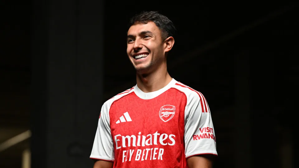 LONDON, ENGLAND - JULY 02: Arsenal unveil new signing Martin Zubimendi at Emirates Stadium on July 02, 2025 in London, England.  (Photo by Stuart MacFarlane/Arsenal FC via Getty Images)