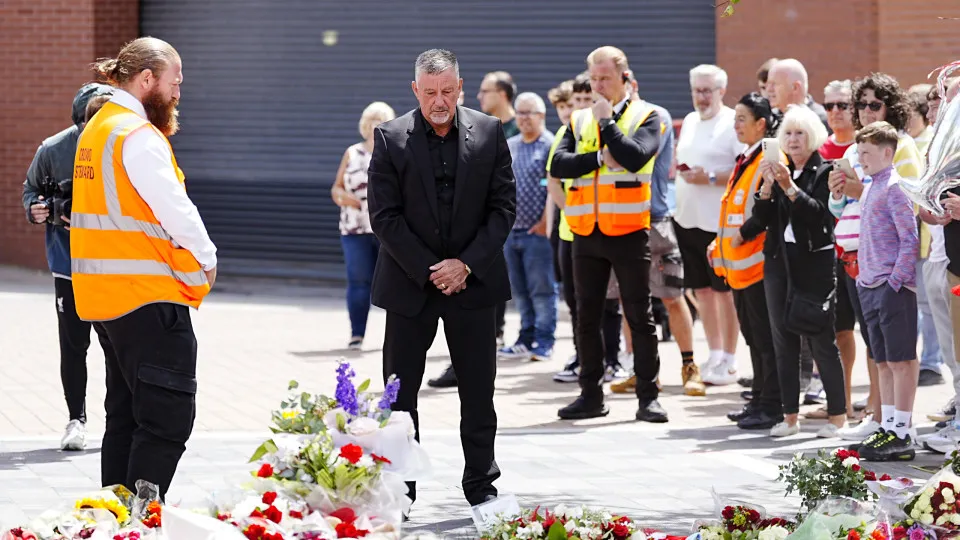 Former Liverpool player John Aldridge pays tribute at Anfield, home of Liverpool, in memory of Diogo Jota who has died at the age of 28. The club, as well as fans and football as a whole, are in mourning after the 28-year-old Portugal international and hi