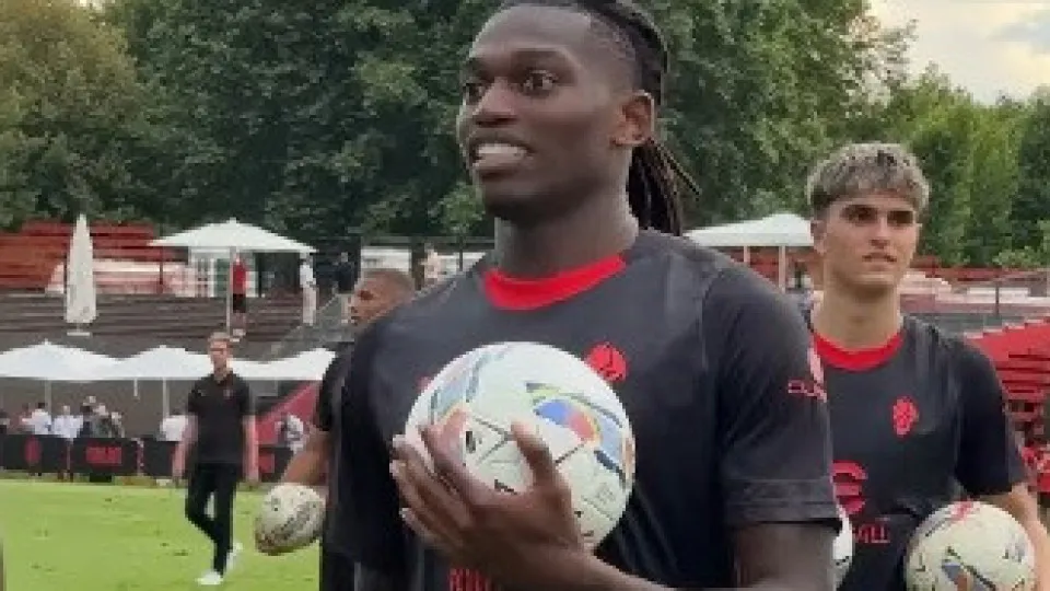 O gesto de Rafael Leão que arrancou sorrisos aos adeptos do AC Milan