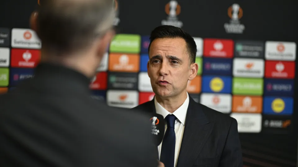 NYON, SWITZERLAND - JANUARY 31: Fenerbahçe SK Sporting director Mario Branco speaks to the media after the UEFA Europa League 2024/25 Knockout Round Play-offs Draw at the UEFA Headquarters, The House of the European Football, on January 31, 2025, in Nyon,
