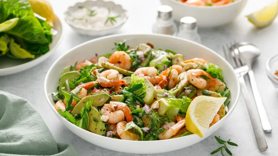 salada, camarão 