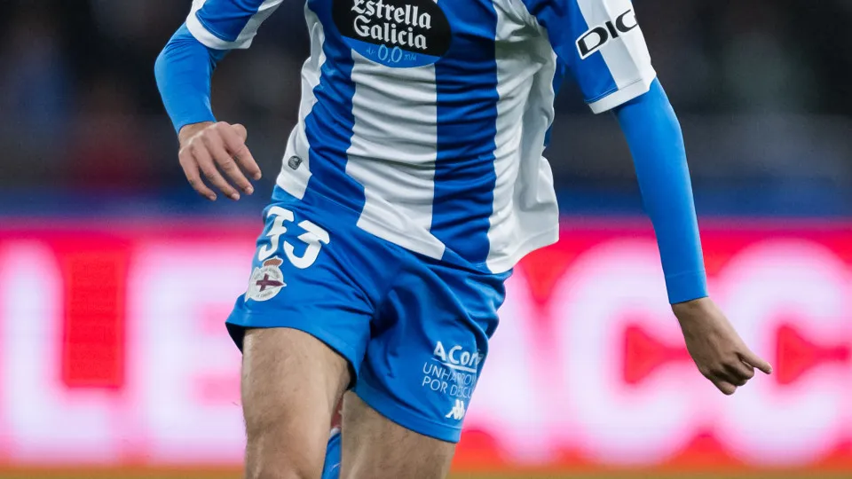 LA CORUNA, SPAIN - DECEMBER 22: Rafael Obrador of RC Deportivo de La Coruña runs with the ball during the Liga Hypermotion match between RC Deportivo de La Coruña and CD Mirandés at Abanca Riazor Stadium on December 22, 2024 in La Coruna, Spain. (Photo by