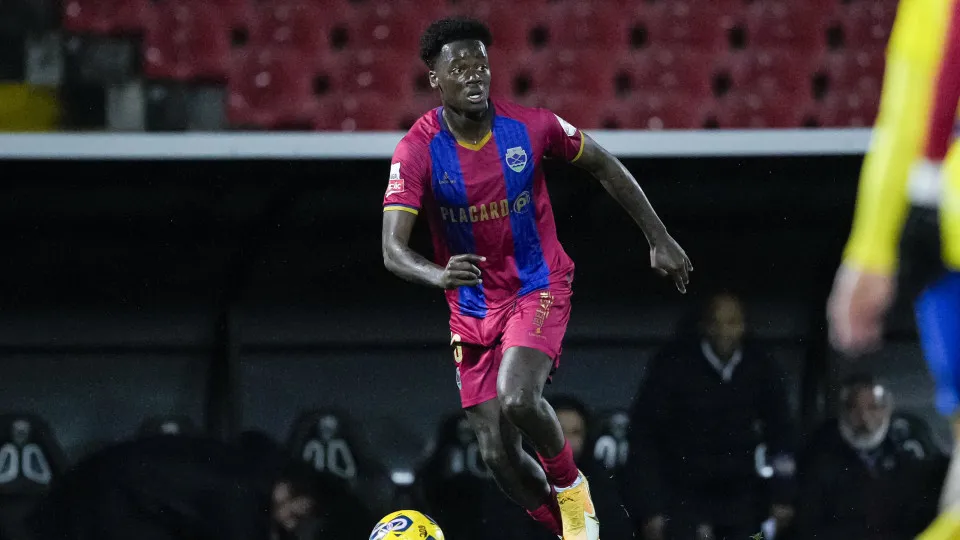 CHAVES, PORTUGAL - MARCH 1: Leandro Sanca of Chaves in action during the Liga Portugal Betclic match between GD Chaves and FC Arouca on March 1, 2024 at Estadio Engº Manuel Branco Teixeira in Chaves, Portugal. (Photo by Pedro Loureiro/Eurasia Sport Images
