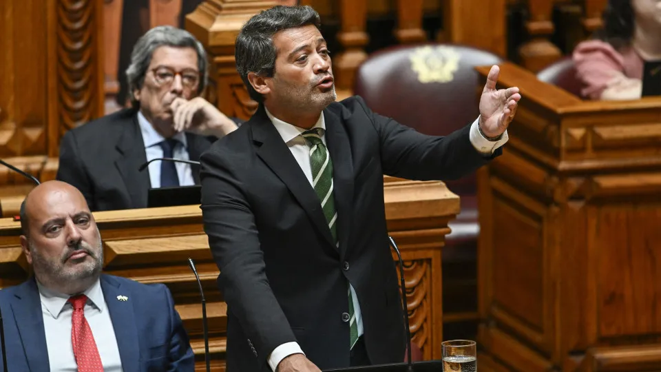 Direita quer agravar penas para ocupação de casas (esquerda faz alertas)