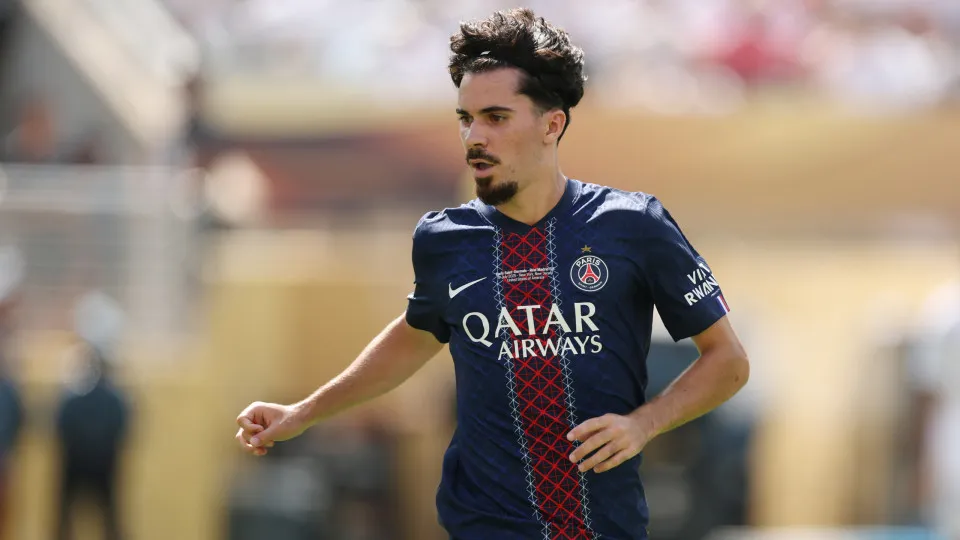 EAST RUTHERFORD, NEW JERSEY - JULY 09: Vitinha of PSG during the FIFA Club World Cup 2025 semi-final match between Paris Saint-Germain and Real Madrid CF at MetLife Stadium on July 09, 2025 in East Rutherford, New Jersey. (Photo by Michael Regan - FIFA/FI