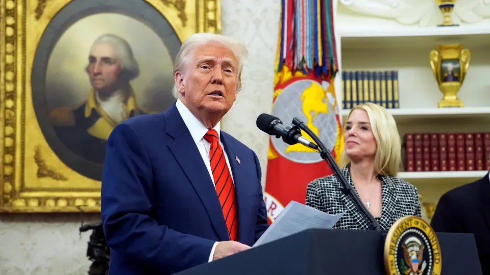 donald trump, pam bondi