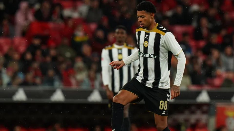 LISBON, PORTUGAL - MARCH 08: Matheus Dias of CD Nacional in action during the Liga Portugal Betclic match between SL Benfica and CD Nacional at Estadio da Luz on March 8, 2025 in Lisbon, Portugal. (Photo by Gualter Fatia/Getty Images)