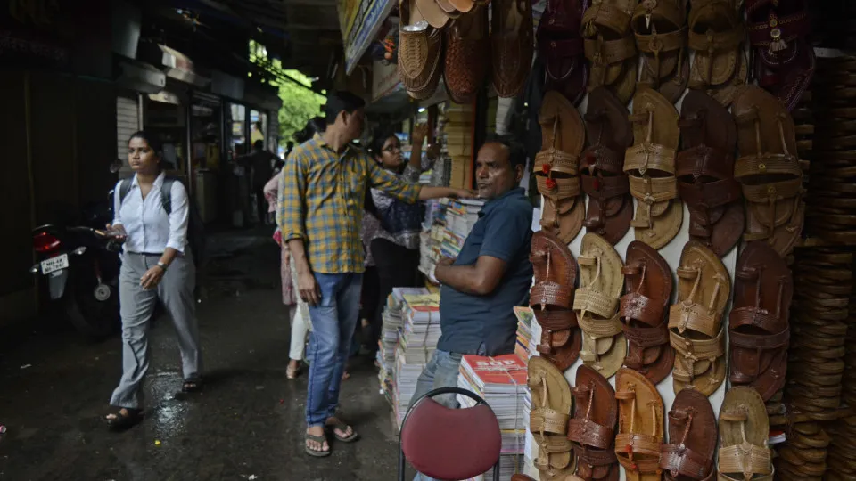 sandálias tradicionais indianas Kolhapuri