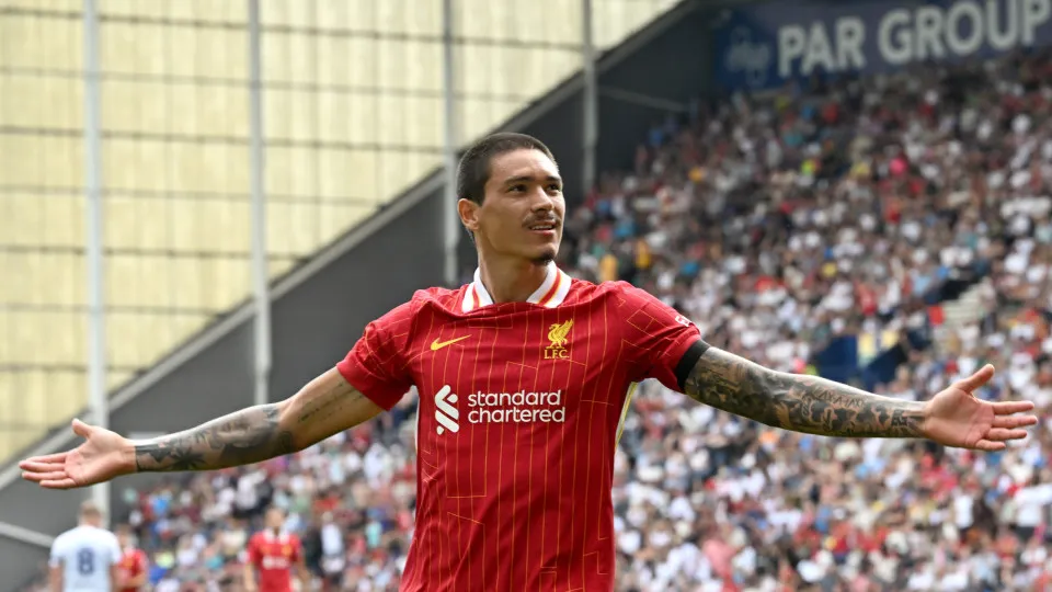 PRESTON, ENGLAND - JULY 13: (THE SUN OUT, THE SUN ON SUNDAY OUT) Darwin Nunez of Liverpool celebrates scoring his team's second goal during the pre-season friendly match between Preston North End and Liverpool at Deepdale on July 13, 2025 in Preston, Engl