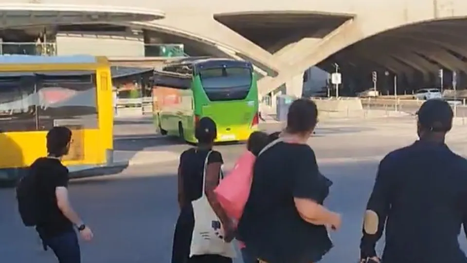 autocarro, Gare do Oriente