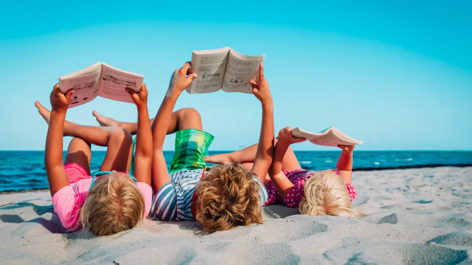 férias, verão, livros, crianças, praia