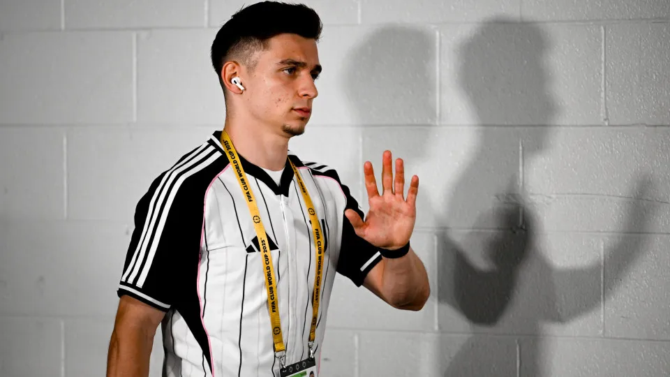 MIAMI GARDENS, FLORIDA - JULY 1: Francisco Conceicao of Juventus during the FIFA Club World Cup 2025 round of 16 match between Real Madrid CF and Juventus Turin at Hard Rock Stadium on July 1, 2025 in Miami Gardens, Florida. (Photo by Daniele Badolato - J