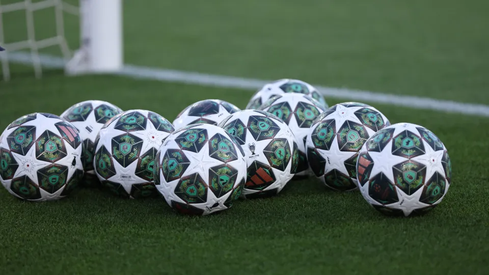 BARCELONA, SPAIN - APRIL 30: A general view of balls of the match during the UEFA Champions League 2024/25 Semi Final First leg, match between FC Barcelona and FC Internazionale Milano at Estadi Olimpic Lluis Companys on April 30, 2025 in Barcelona, Spain