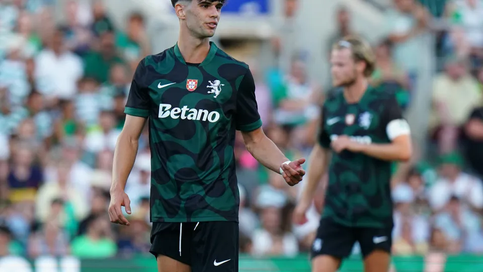 FARO, PORTUGAL - JULY 16: Rodrigo Ribeiro of Sporting CP during the Pre-Season Friendly match between Sporting CP and Celtic at Estadio Algarve on July 16, 2025 in Faro, Portugal.  (Photo by Gualter Fatia/Getty Images)