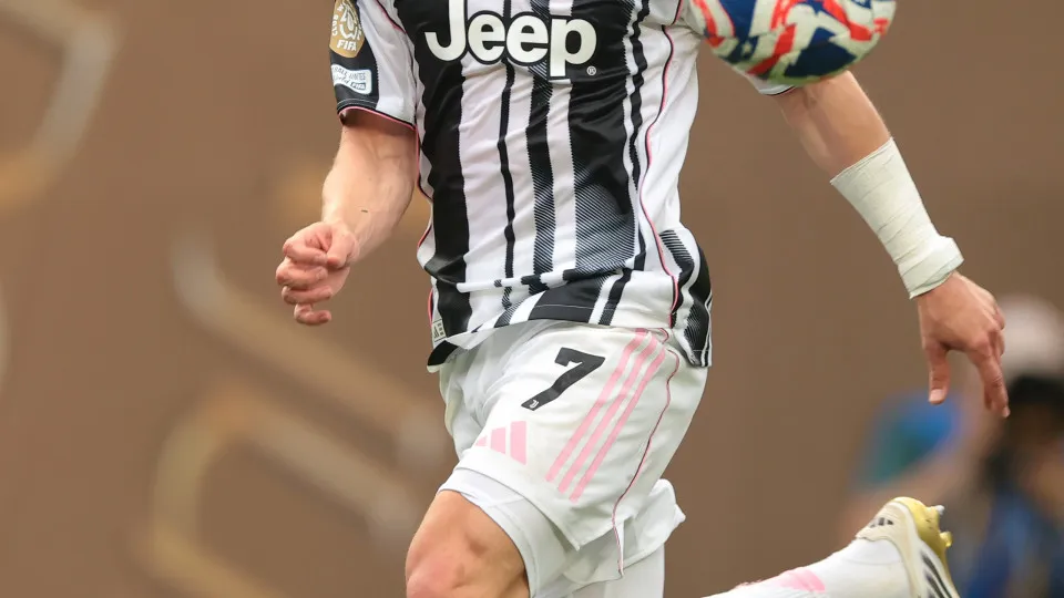 PHILADELPHIA, PENNSYLVANIA - JUNE 22: Francisco Conceicao of Juventus during the FIFA Club World Cup 2025 group G match between Juventus FC and Wydad AC at Lincoln Financial Field on June 22, 2025 in Philadelphia, Pennsylvania. (Photo by Jonathan Moscrop/
