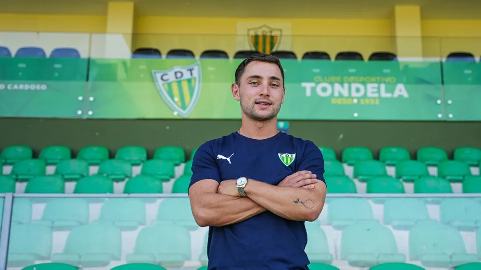 Joe Hodge Tondela