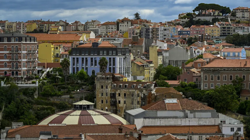 Lisboa ; Habitação ; Portugal ; Miradouro de São Pedro de Alcântara ; Rendas ; Casas