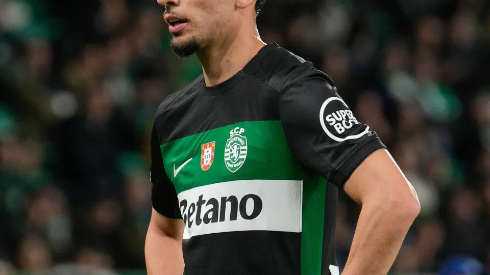 LISBON, PORTUGAL - 2025/02/11: Gabriel Teixeira (Biel) of Sporting CP seen during the UEFA Champions League 2024/25 Knockout phase play-offs1st leg between Sporting CP and Borussia Dortmund at Estadio Jose Alvalade. Final score: Sporting CP 0:3 Borussia D