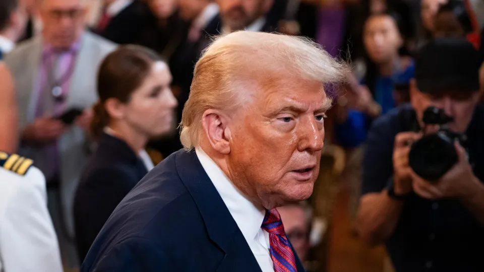 Presidência israelita admite visita de Trump a Israel no domingo