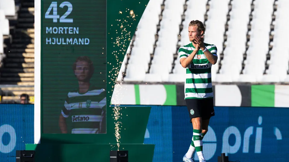LISBON, PORTUGAL - JULY 25: Morten Hjulmand of Sporting CP   during team presentation of the Pre-Season Friendly Match between Sporting CP v Villarreal at Estadio Nacional do Jamor on July 25, 2025 in Lisbon, Portugal. (Photo by Image Photo Agency/Getty I