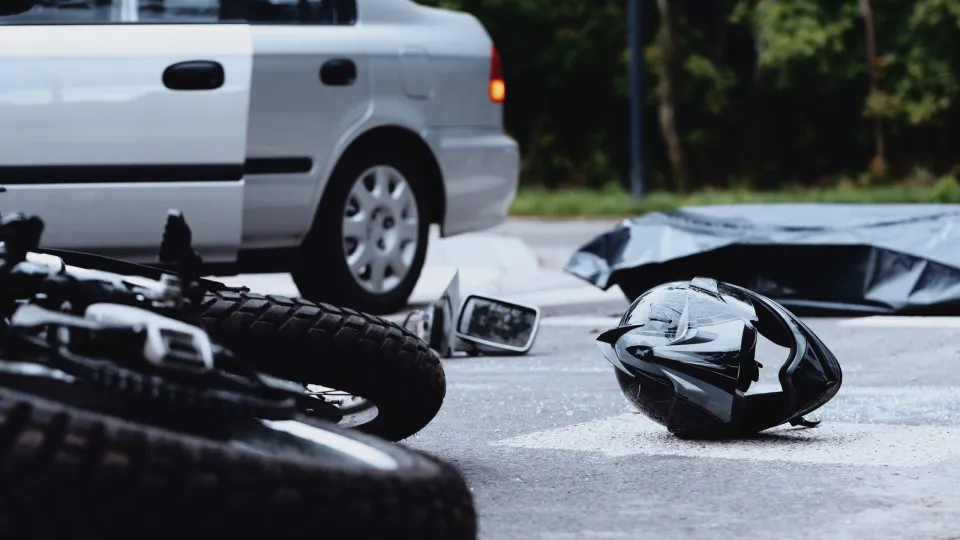 Acidente ; Mota ; Despiste ; Colisão ; motociclo