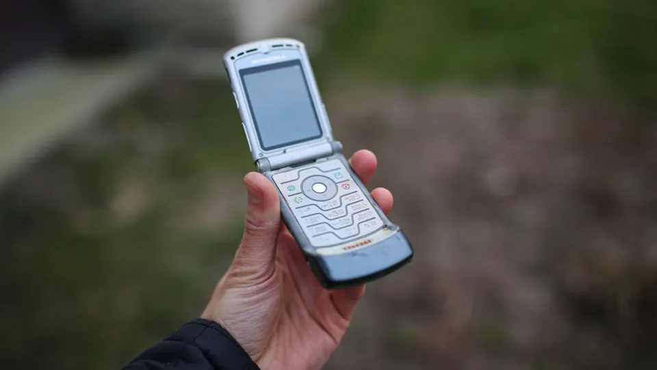 motorola, razr v3, telemóvel