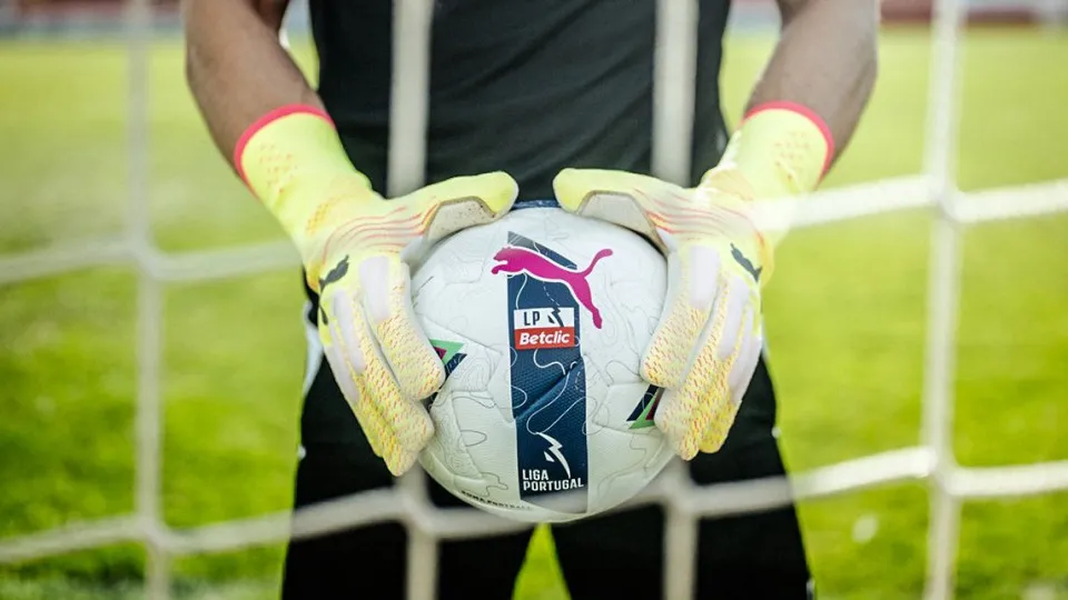 Puma Orbita Relvado Bola