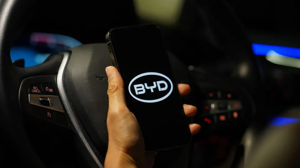 BYD num smartphone