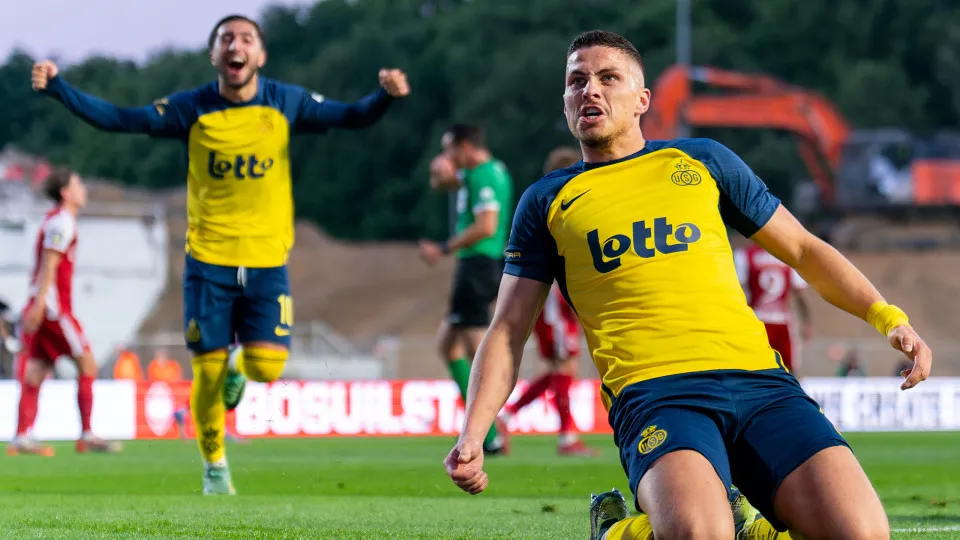 ANTWERPEN, BELGIUM - MAY 17: Franjo Ivanovic of R. Union Saint-Gilloise celebrates after scoring the team's third goal with Anouar Ait El Hadj of R. Union Saint-Gilloise during the Jupiler Pro League Championship Play Offs match between Royal Antwerp FC a