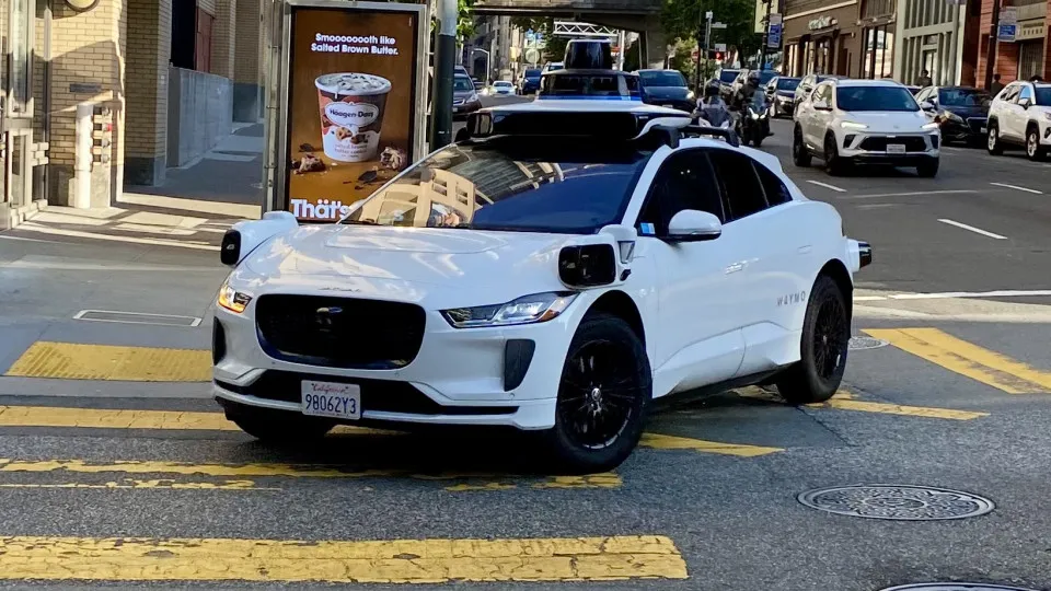 Waymo autónomo em San Francisco